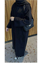 beranka Sporty Stylish Snap Fastener Black Abaya & Ferace