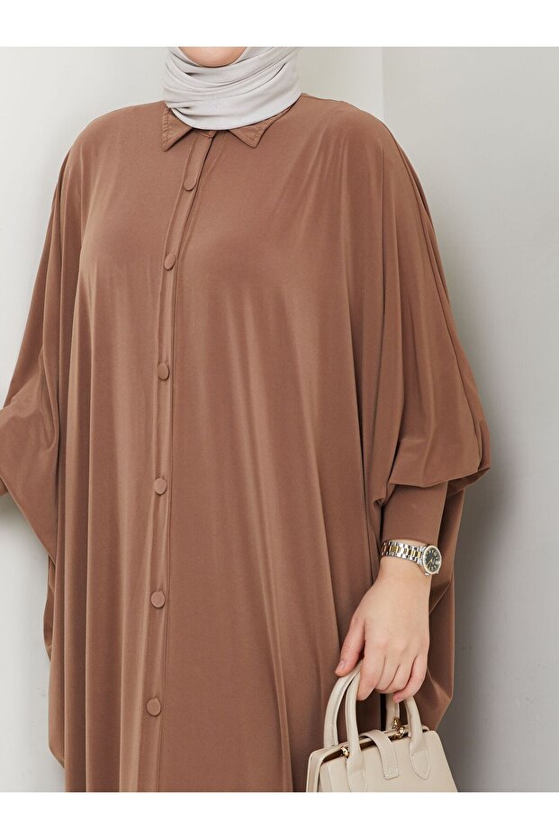 MODAMÜNASİP Long Sandy Ferace with Buttoned Front Bat Sleeves