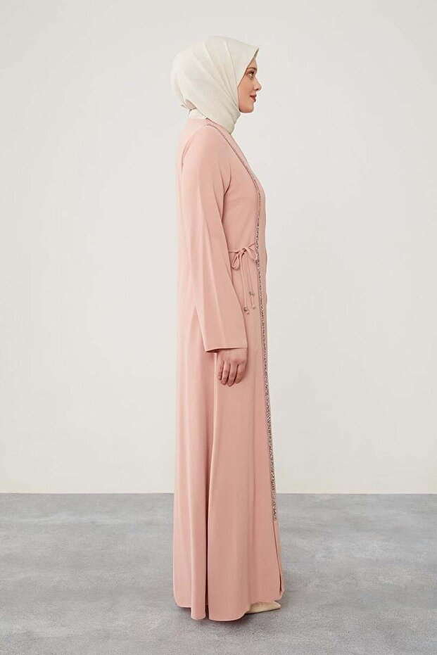 Levidor Rope Tied Stone Embroidered Powder Ferace