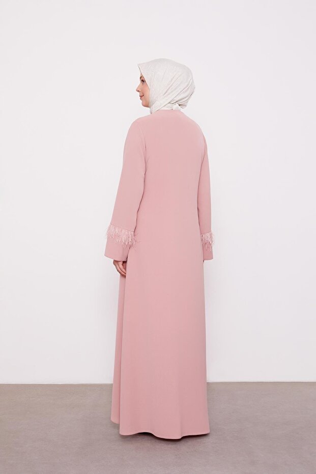 Levidor Powder Stone Embroidered Feather Detailed Ferace