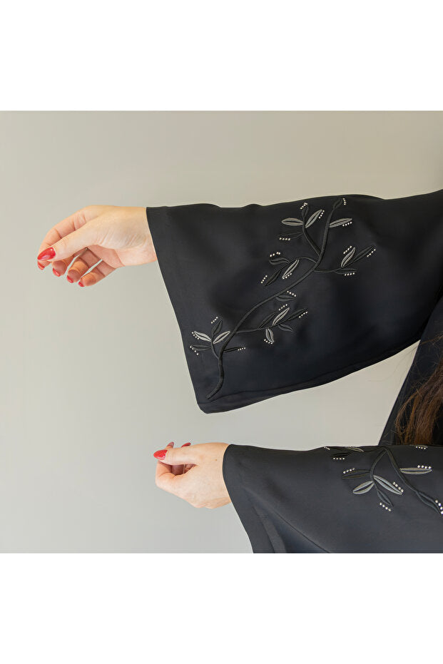 LINELLE Black Abaya Women – V-Neck, Buttoned Front-Open Style