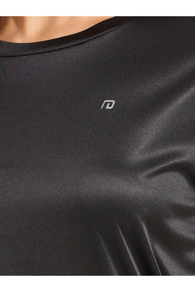 Styli Logo Detail Short Sleeves Basic Top