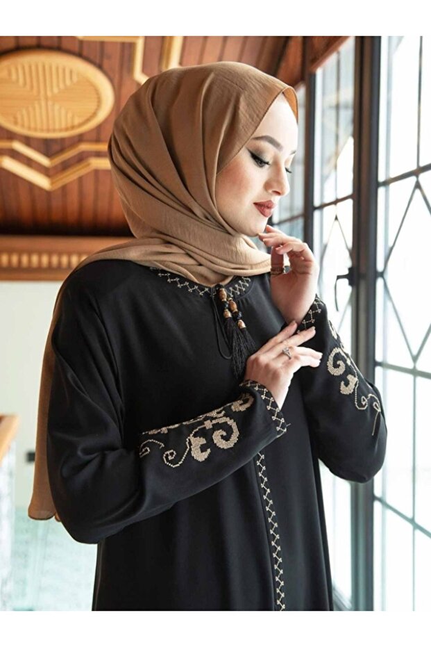 ISTANBUL STYLES Large Size Embroidered Zippered Ferace Crepe Fabric Ferace