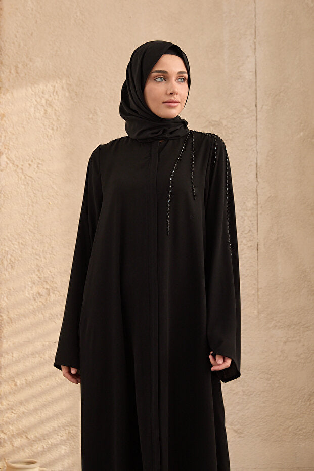 arga prive Hand Embroidered Ferace on the Shoulder