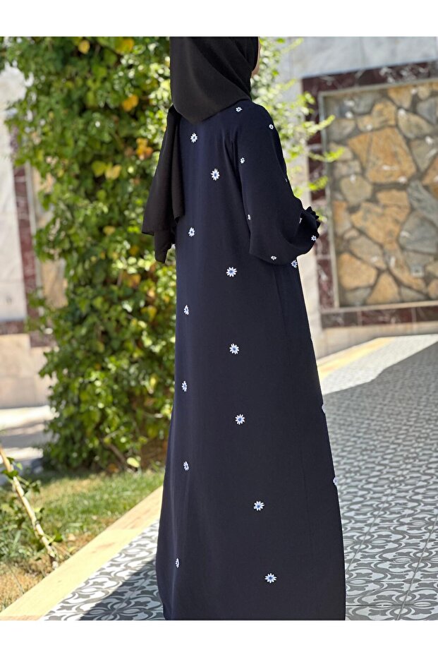 Bayram Giyim Ferace Daisy Print Reglan Sleeve Navy Blue