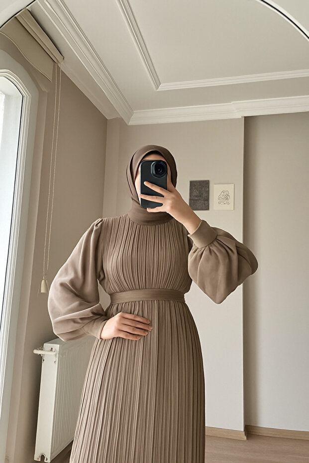 STYLE NİŞANTAŞI Chiffon Pleated Dress