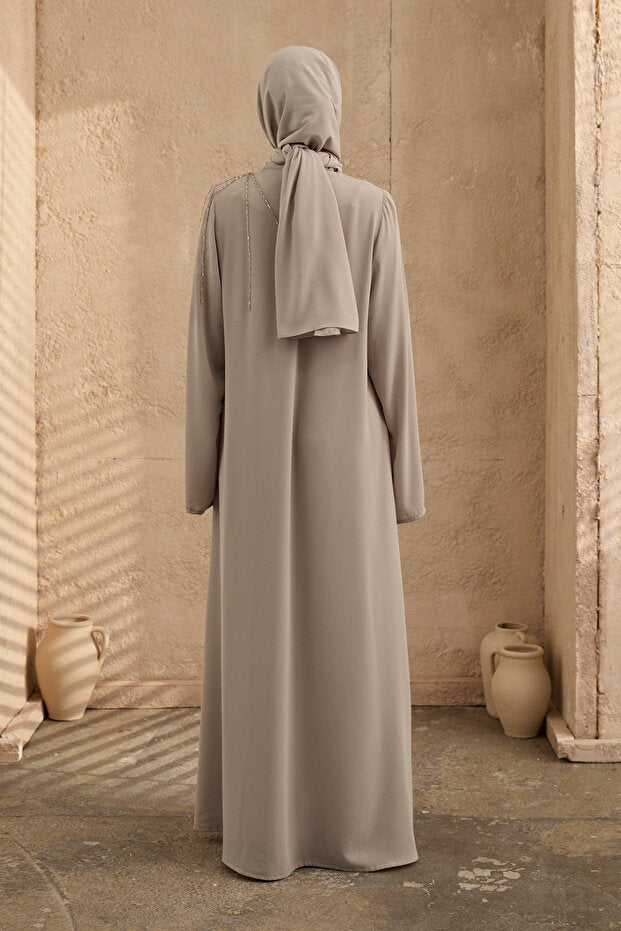 arga prive Hand Embroidered Ferace on the Shoulder